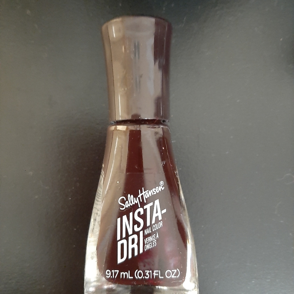 Sally Hansen Insta-Dri Nail Color GARNET